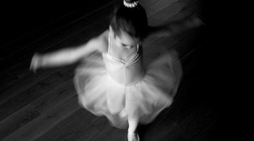 Nombres de los saltos de ballet | eHow Reino Unido