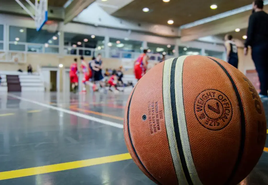 Los peores alimentos para comer antes del baloncesto Los peores alimentos para comer antes del baloncesto