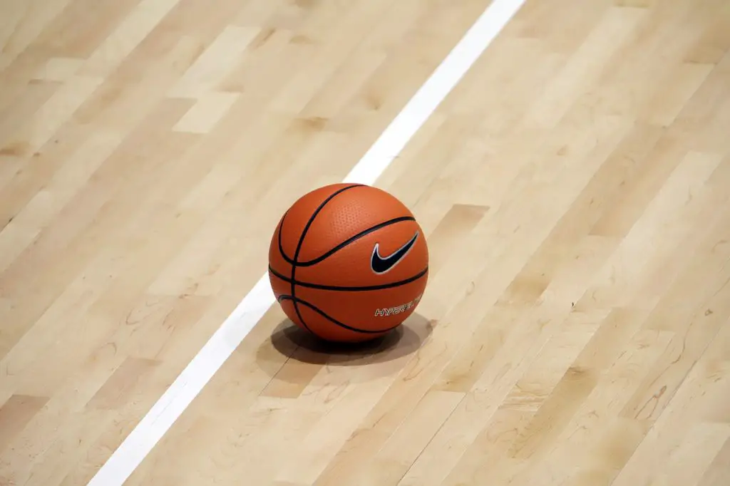 ¿Qué deben comer los jugadores de baloncesto después de un partido de baloncesto?