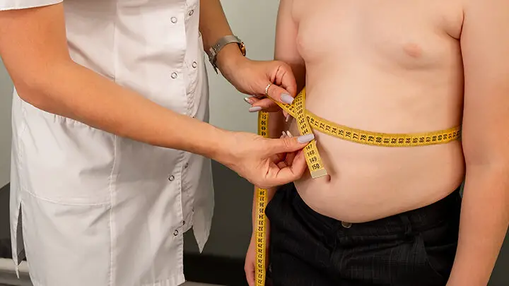 ¿Qué es el sobrepeso en un niño de 14 años?