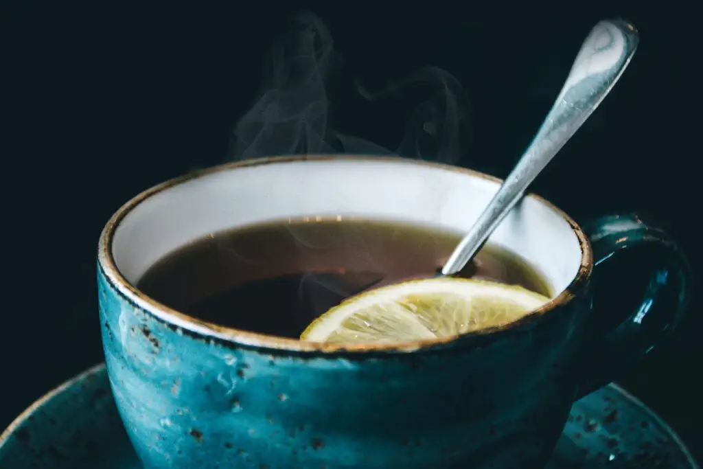 ¿Pueden los adolescentes beber té? Pregúntale a un nutricionista ¿Pueden los adolescentes beber té? Pregúntale a un nutricionista