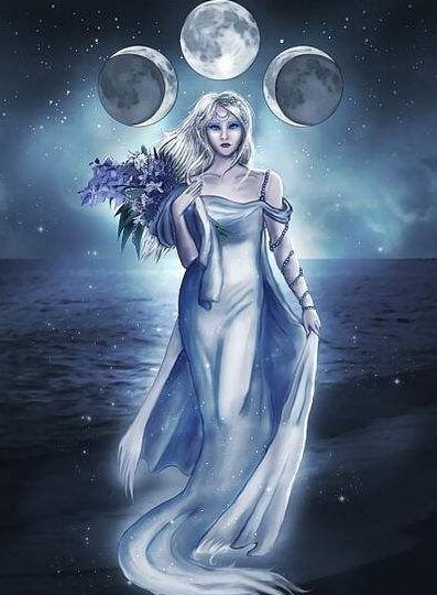 About the powers of the moon goddess Selene
